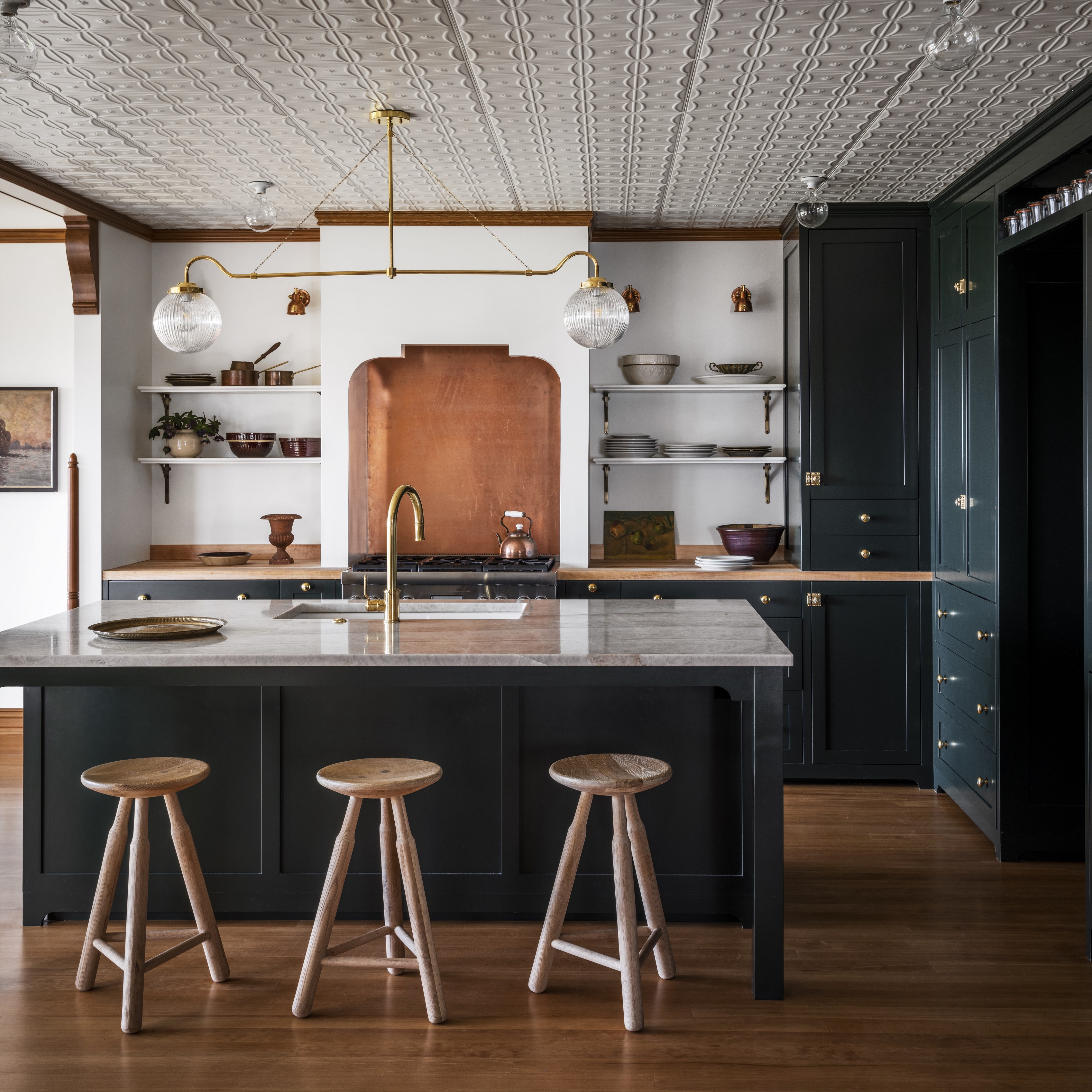 The preview image of an This Victorian Kitchen Renovation Keeps All the Good Period Details article