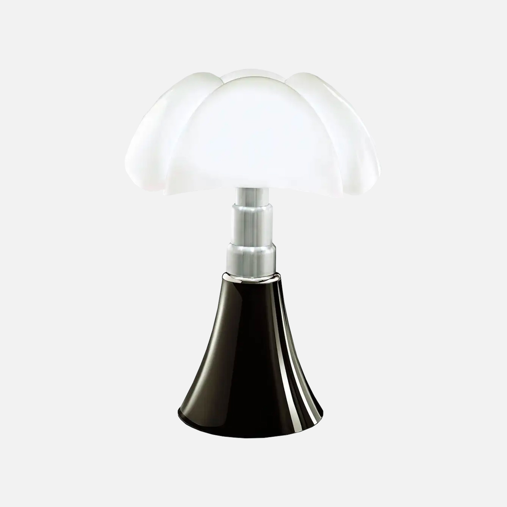 The image of an Gae Aulenti Pipistrello Table Lamp product