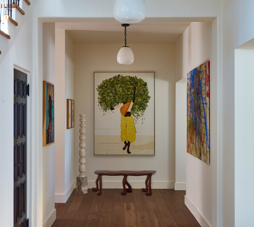 The Expert - In This L.A. Home by Brigette Romanek, Art Takes Center Stage