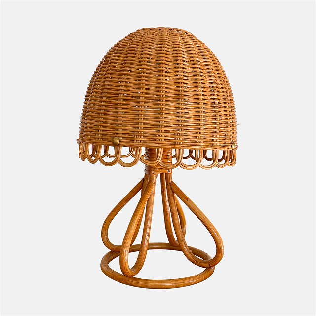 Bamboo Scalloped Lamp