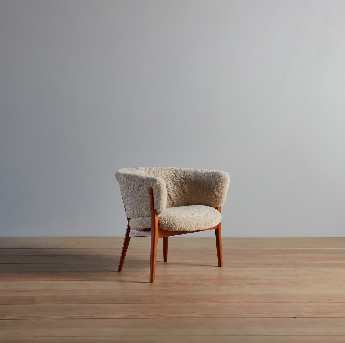 Sheepskin discount chair zara