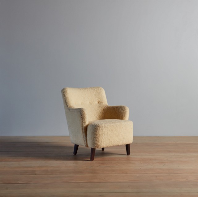 Lamb Wool Lounge Chair